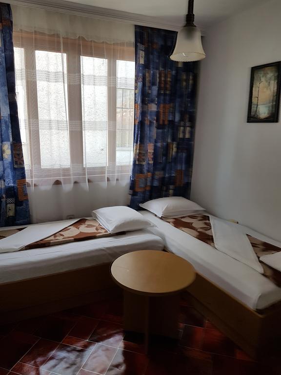 Guest Rooms Denitsa Обзор Экстерьер фото